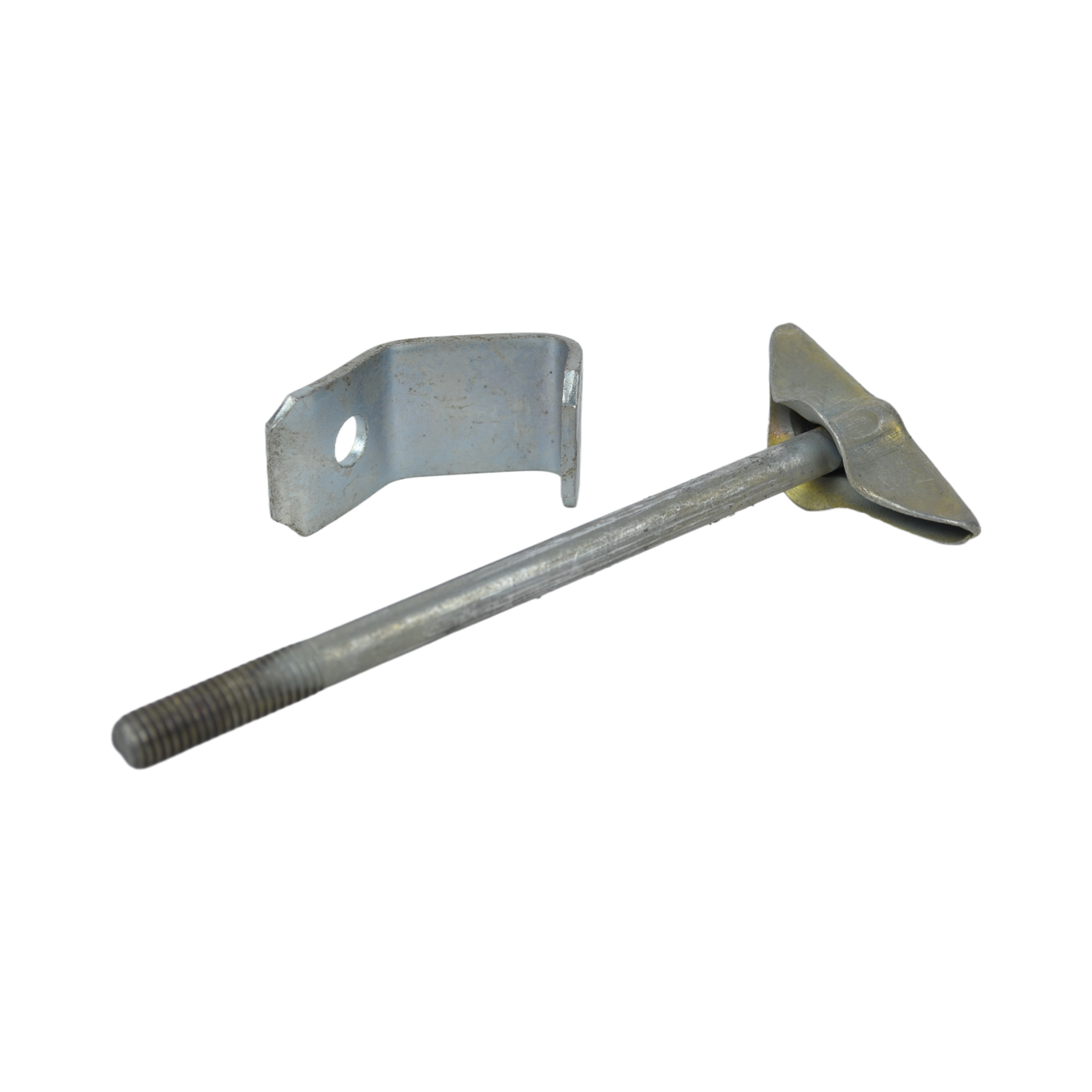 болт крепления запаски 2121